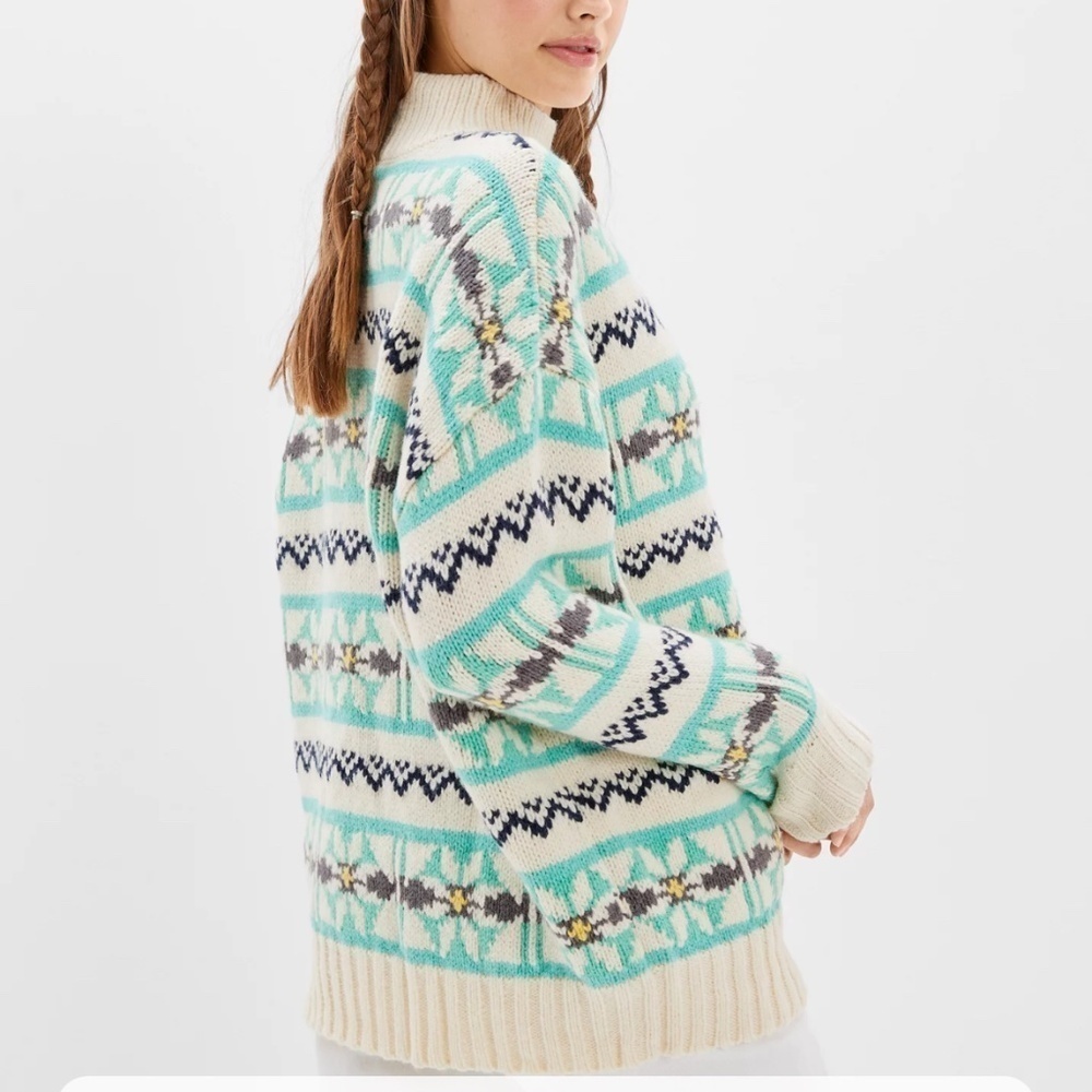 American Eagle Oversized Fairisle Mock Neck Sweater Snowflakes Size XL NWOT